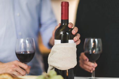 What Wine Goes with Lamb? A Complete Pairing Guide